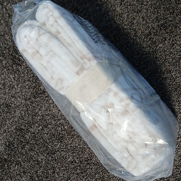 LAST ONE‼️Snoopy Peanuts VelvetSoft Berkshire Blanket Throw Charlie Brown - Picture 6 of 7